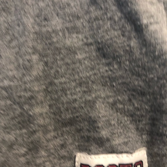 Roots long-sleeve - Picture 2 of 3